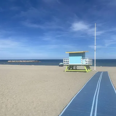 Location T2 A 50m De La Avec Parking Securise - Fr-1-782-4 Le Barcarès