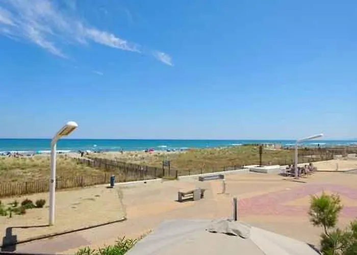 Appartement Location T2 A 50m De La Avec Parking Securise - Fr-1-782-4 *