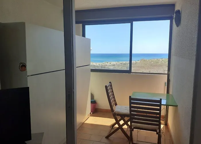 Location T2 A 50m De La Avec Parking Securise - Fr-1-782-4 *